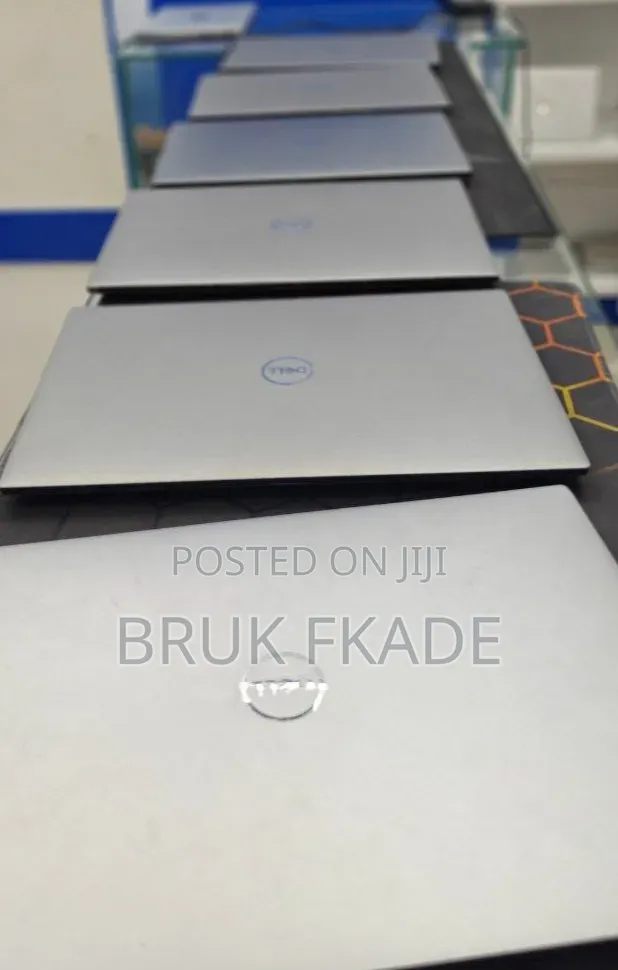 New Laptop Dell Precision 15 3541 16GB Intel Core i7 SSD 512GB
