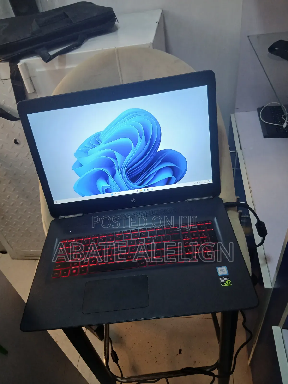New Laptop HP Omen 17 16GB Intel Core i7 SSD 512GB