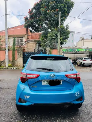 Toyota Yaris 2018 Blue