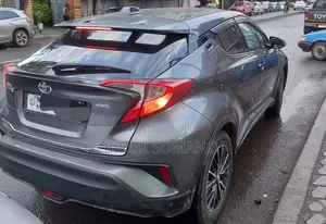 Toyota C-HR 2017 Gray