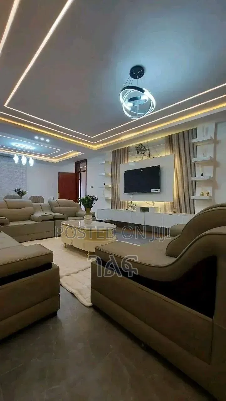 3bdrm Villa in አስቸኳይ የሚሸጥ ሠፈር---- , Bole for sale