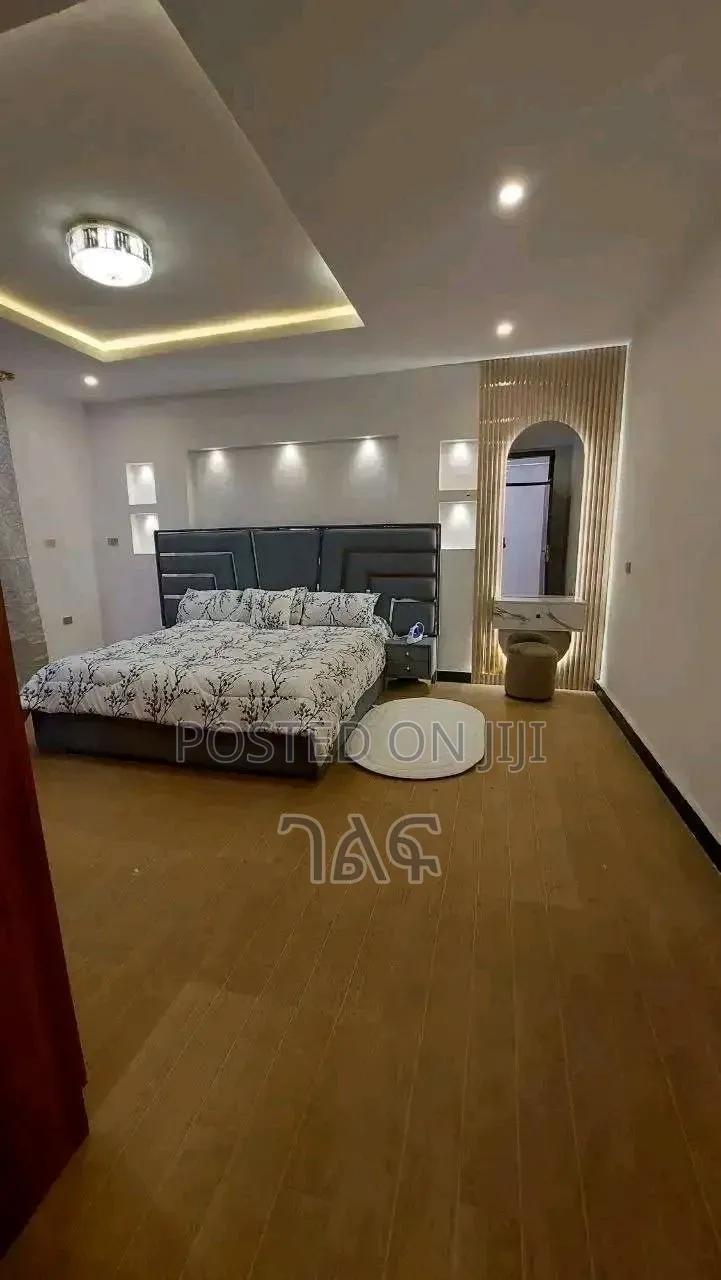 3bdrm Villa in አስቸኳይ የሚሸጥ ሠፈር---- , Bole for sale