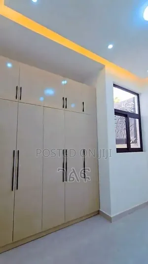 4bdrm Villa in የሚሸጥ ቪላ አያት ኮምፓውንድ, Bole for sale