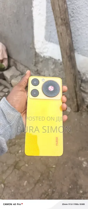 ZTE Nubia Music 128 GB Yellow