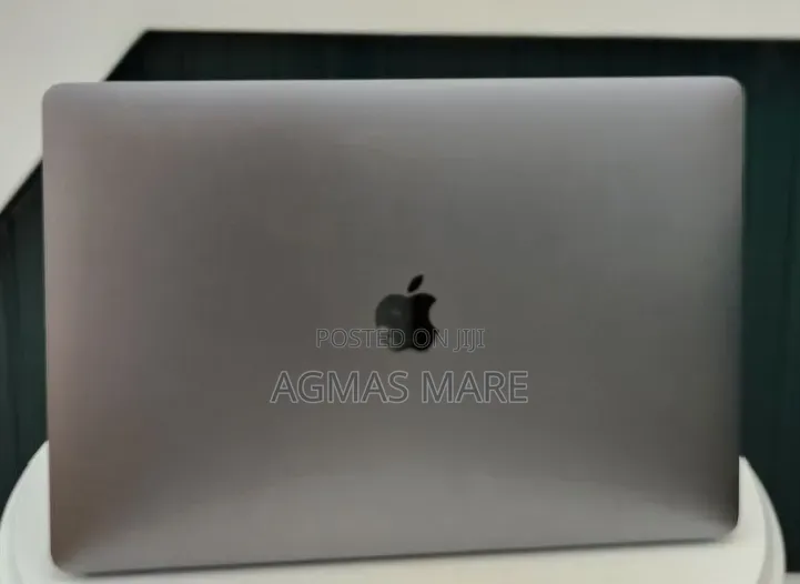 New Laptop Apple MacBook Pro 2019 32GB Intel Core i9 SSD 1T