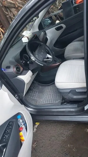 Hyundai I10 2023 Gray