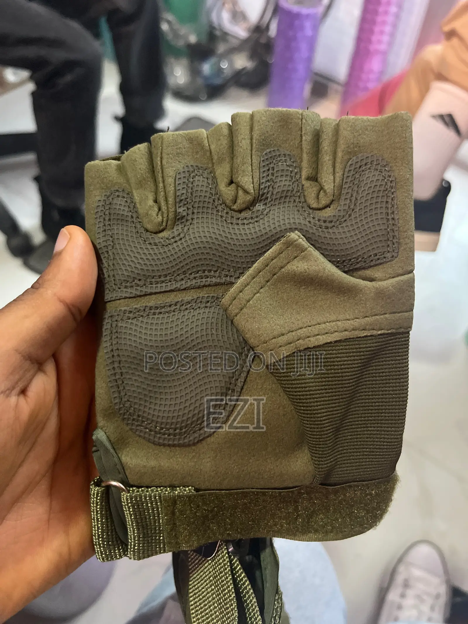 Secure Gym Gloves