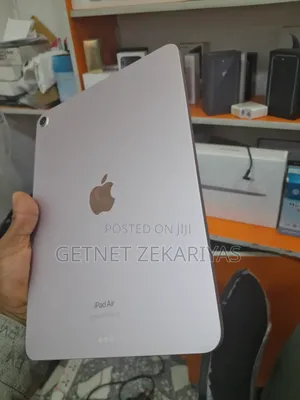 New Apple iPad Air 64 GB