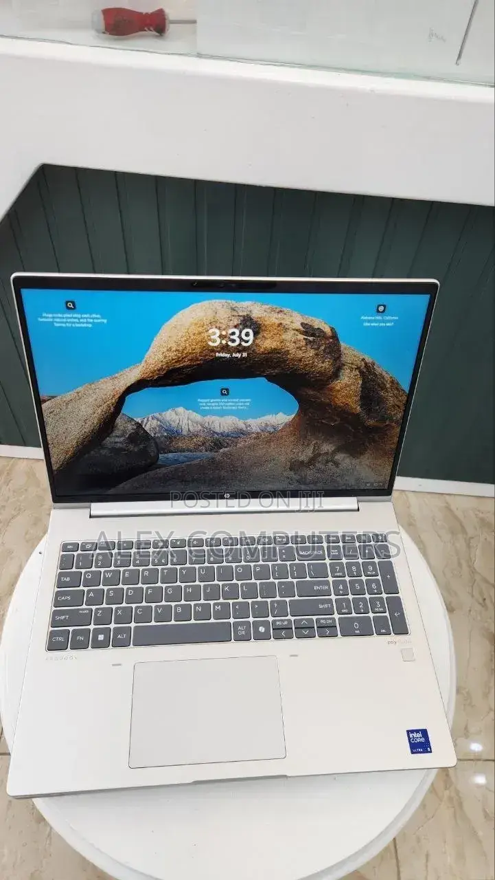 New Laptop HP ProBook 460 G11 16GB Intel Core Ultra 5 SSD 512GB