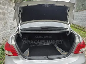 Toyota Belta 2008 Silver