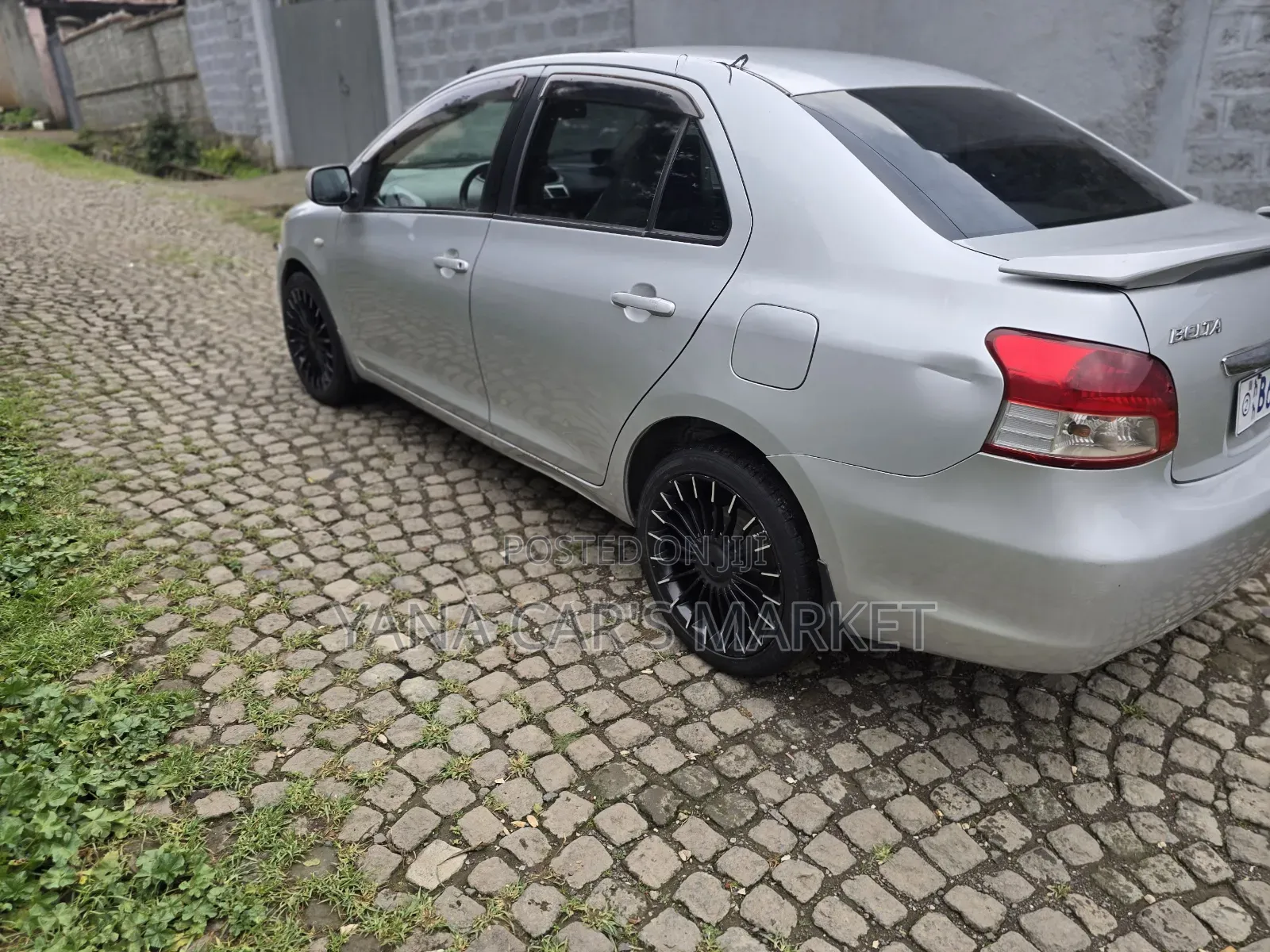 Toyota Belta 2008 Silver