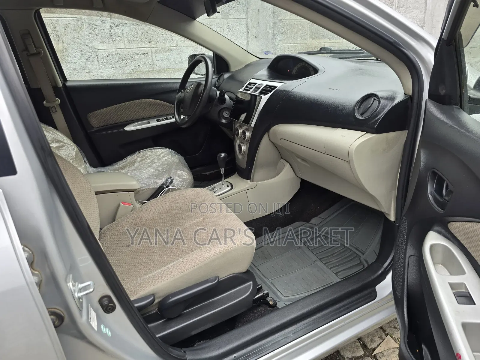 Toyota Belta 2008 Silver