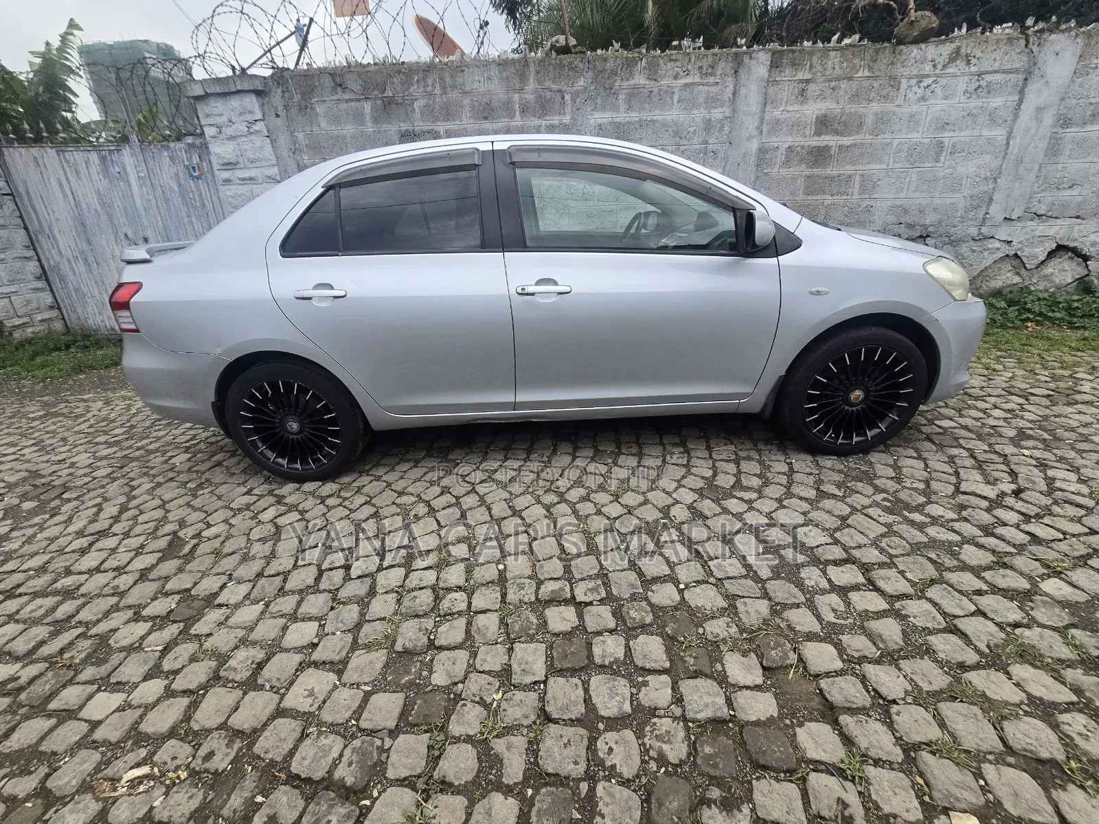 Toyota Belta 2008 Silver