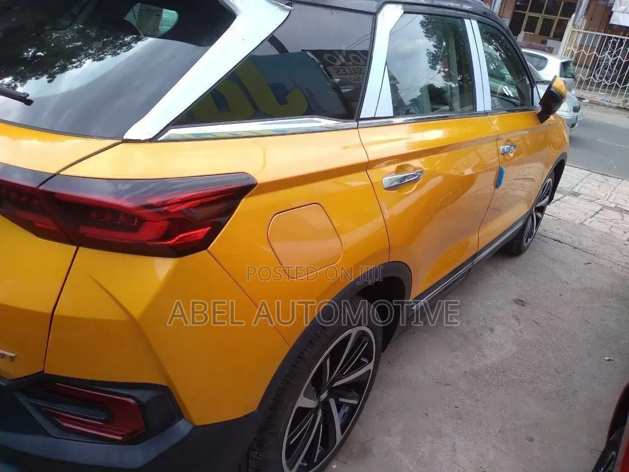 Bestune T77 1.2 FWD 2021 Yellow