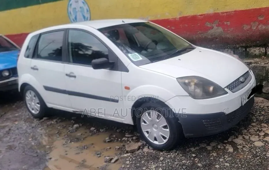 Ford Fiesta 2006 White