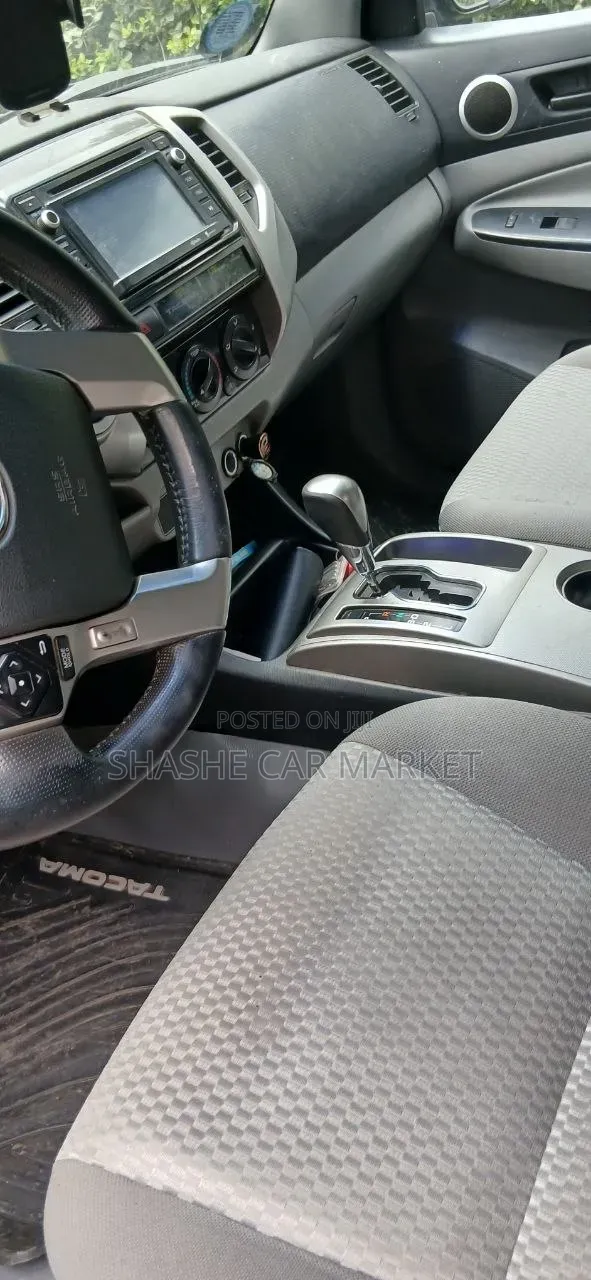 Toyota Tacoma 2015