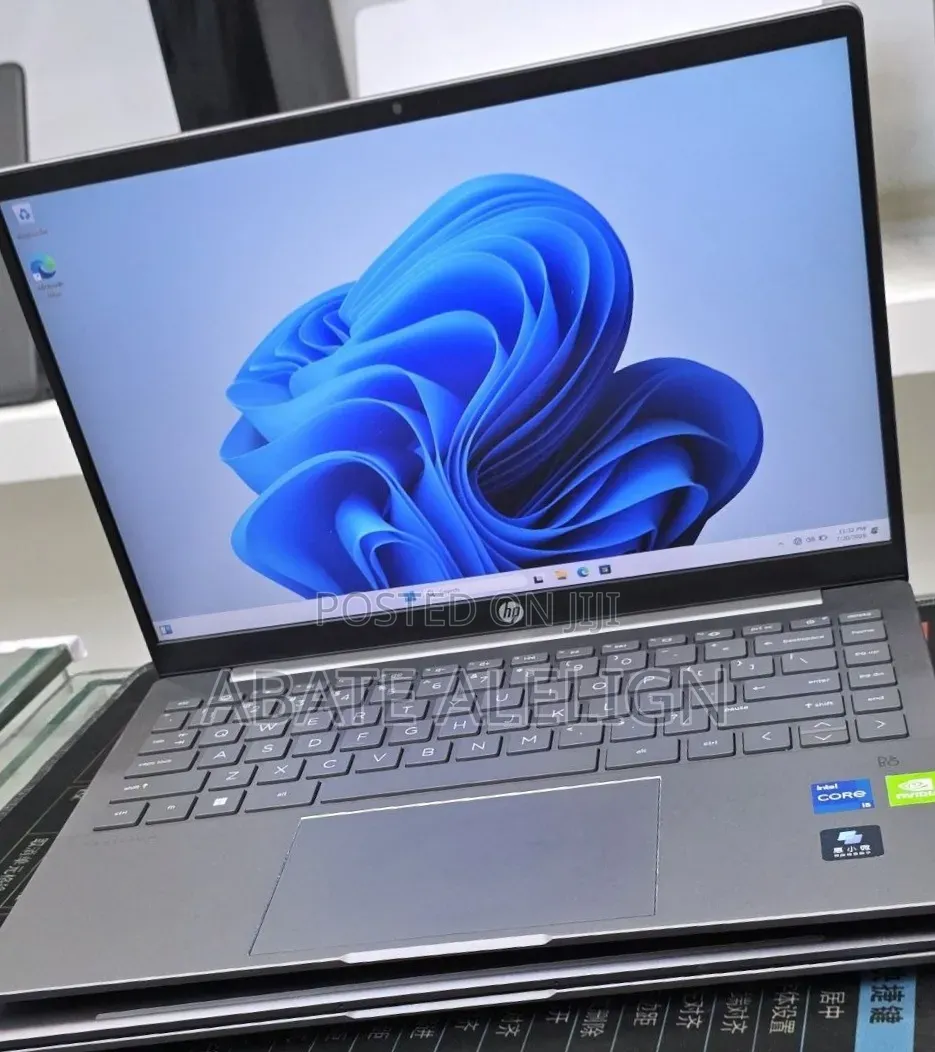 New Laptop HP Pavilion 14 16GB Intel Core i5 SSD 512GB
