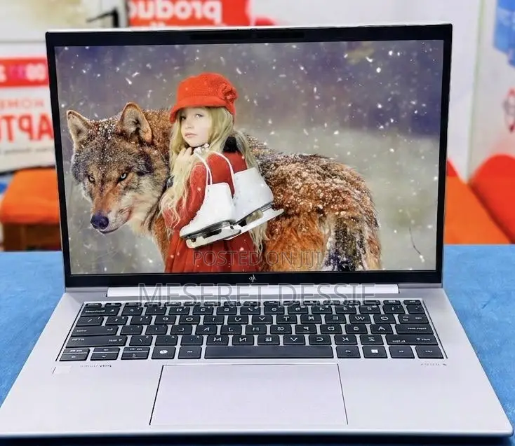 New Laptop HP ZBook Firefly 14 G11 16GB Intel Core Ultra 7 SSD 512GB