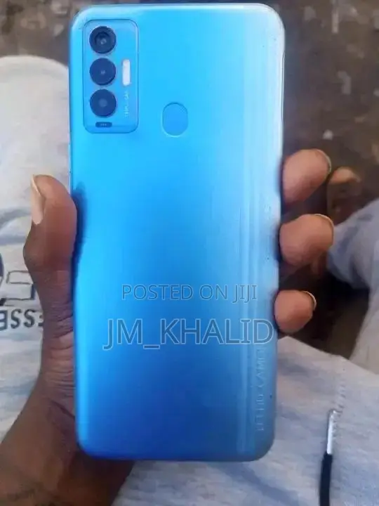 Tecno Camon 18i 128 GB Blue