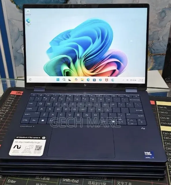 New Laptop HP OmniBook Ultra Flip 14" 16GB Intel Core Ultra 7 SSD 1T