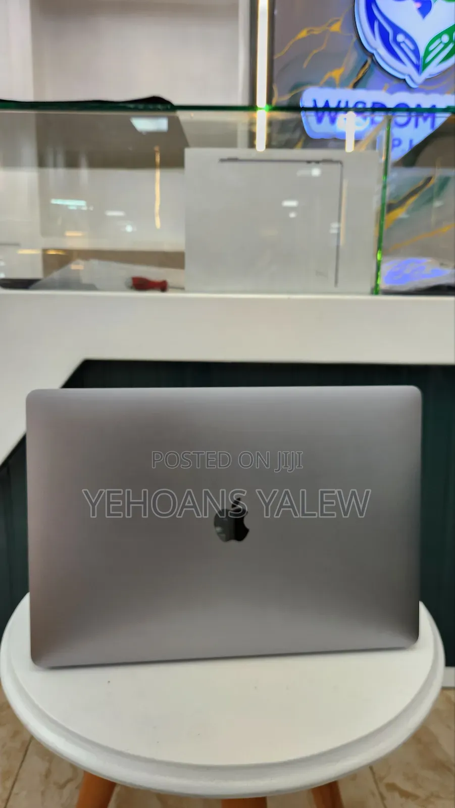 New Laptop Apple MacBook Pro 2019 32GB Intel Core i9 SSD 1T