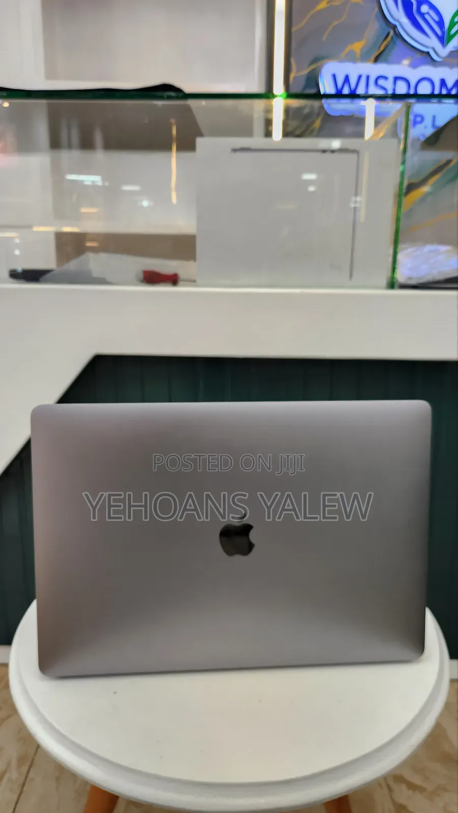 New Laptop Apple MacBook Pro 2019 32GB Intel Core i9 SSD 1T