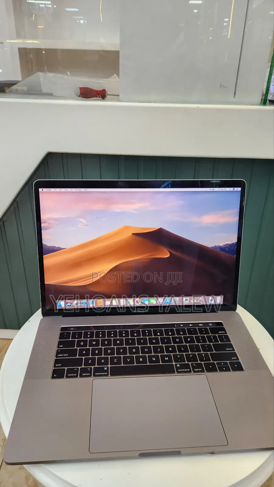 New Laptop Apple MacBook Pro 2019 32GB Intel Core i9 SSD 1T