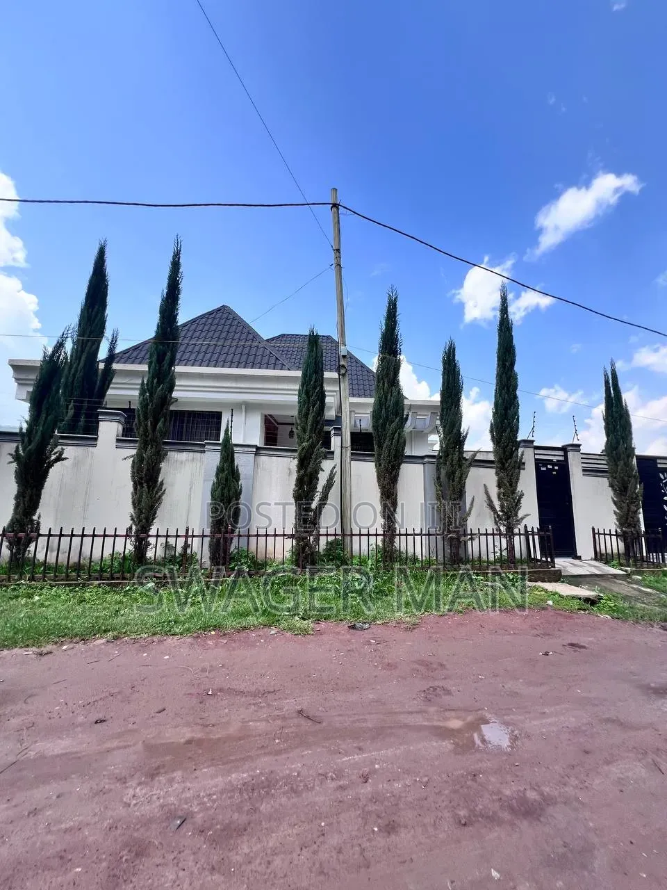 Furnished 4bdrm Villa in Sumit, Yeka for sale