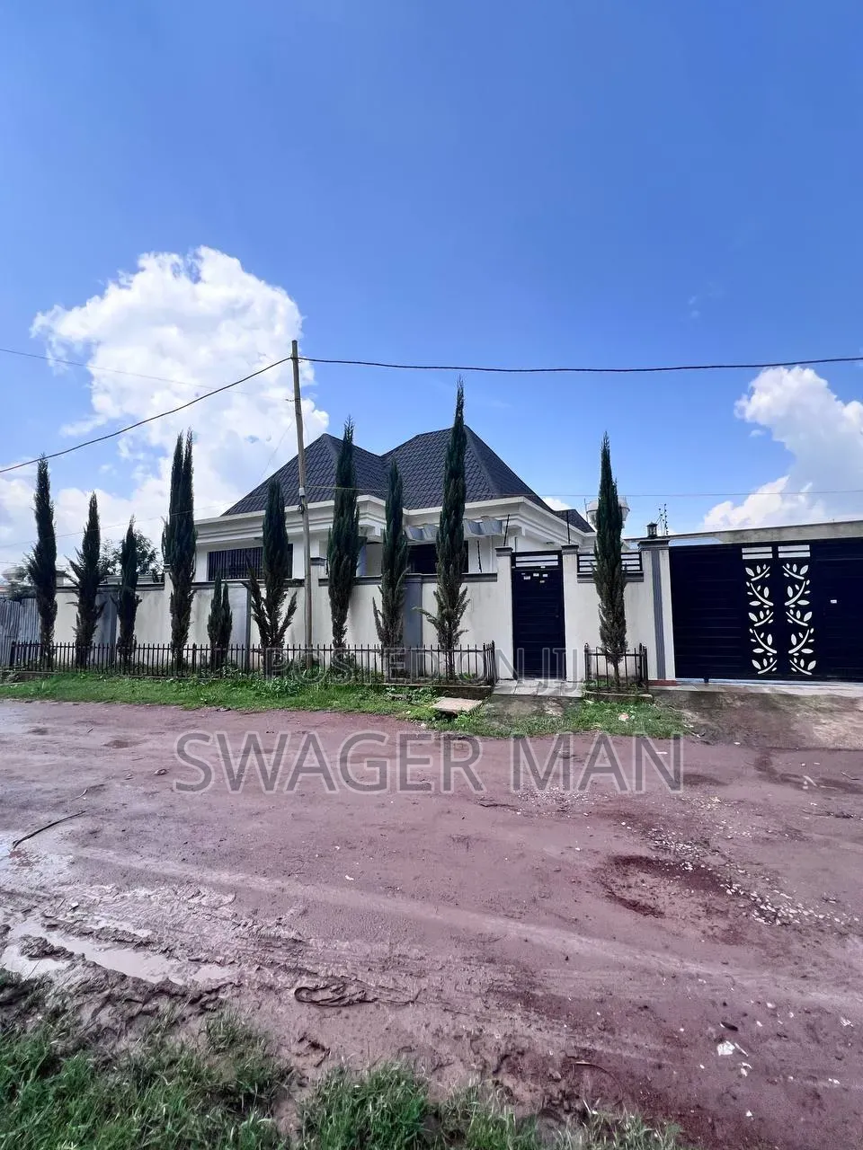 Furnished 4bdrm Villa in Sumit, Yeka for sale