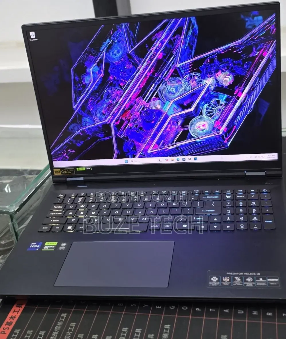 New Laptop Acer Predator Helios 16 32GB Intel Core i9 SSD 1T