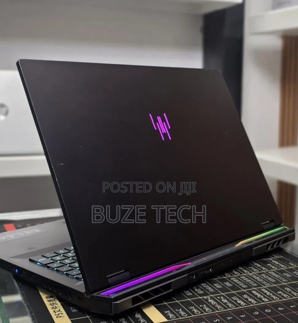 New Laptop Acer Predator Helios 16 32GB Intel Core i9 SSD 1T