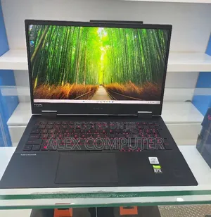 New Laptop HP Omen 15 16GB Intel Core i7 SSD 512GB
