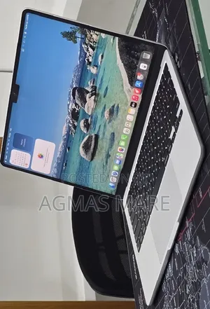 New Laptop Apple MacBook Air 2024 M3 16GB Apple M3 SSD 256GB