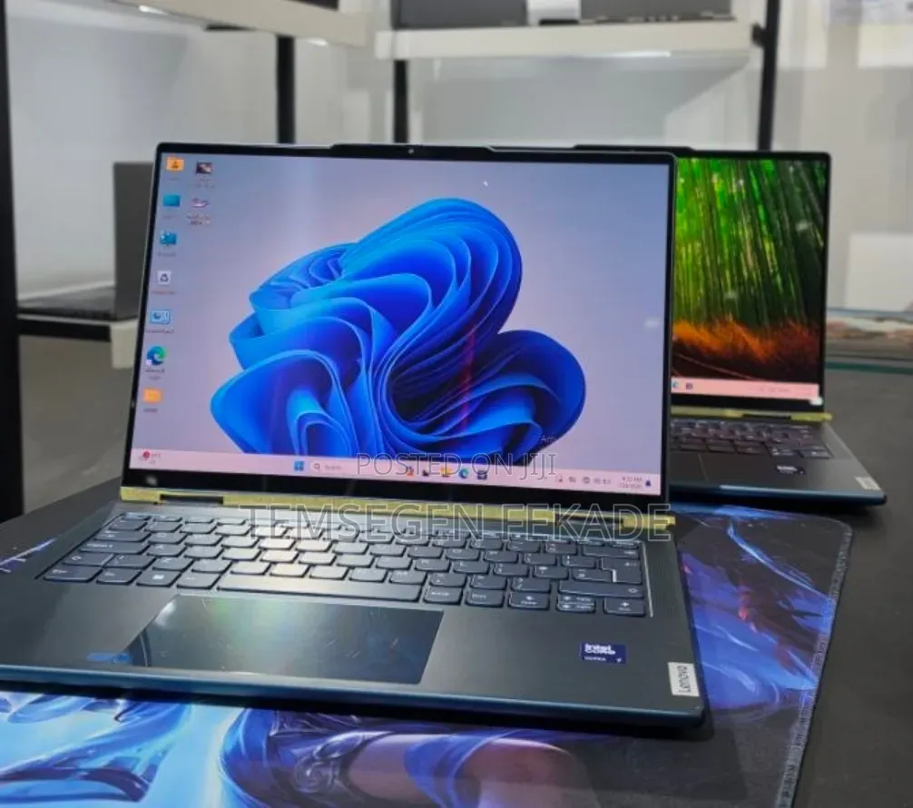 New Laptop Lenovo 16GB Intel Core Ultra 7 SSD 512GB