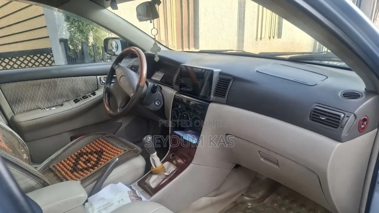 Toyota Corolla 2005 Silver