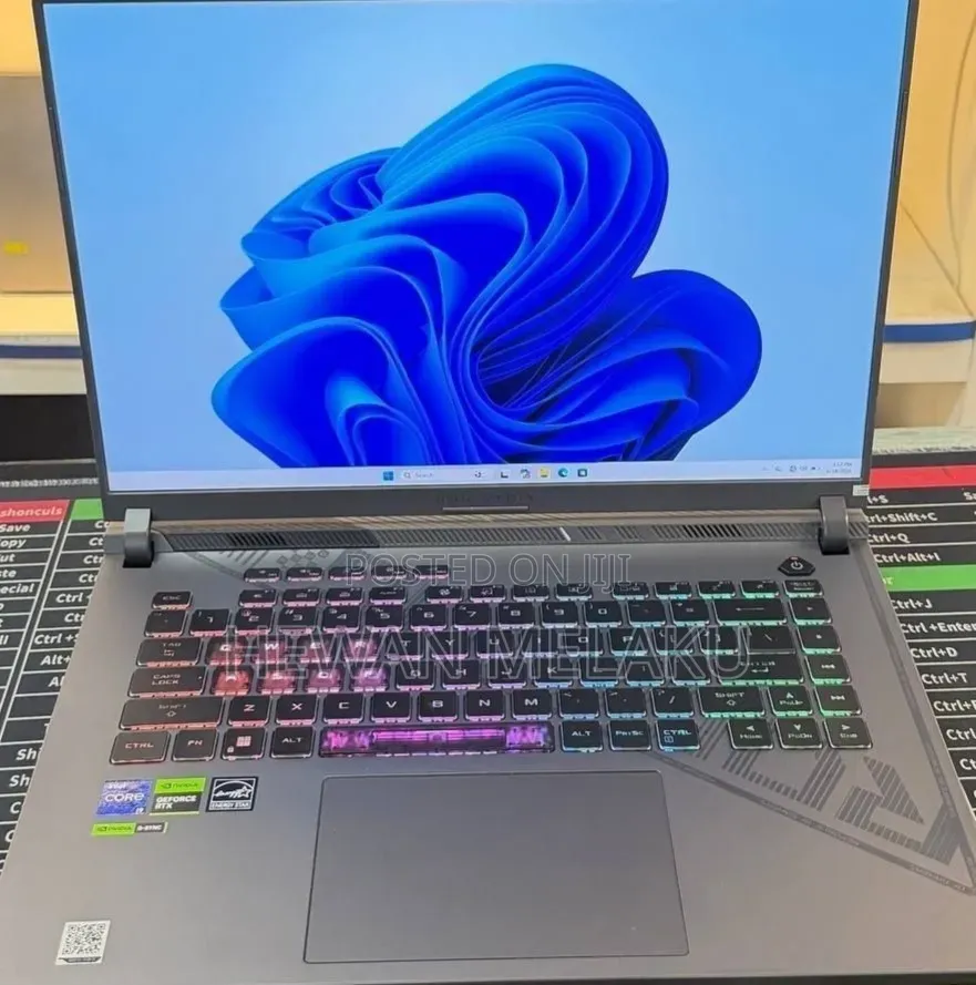 New Laptop Asus ROG Strix G16 G614 16GB Intel Core i9 SSD 1T