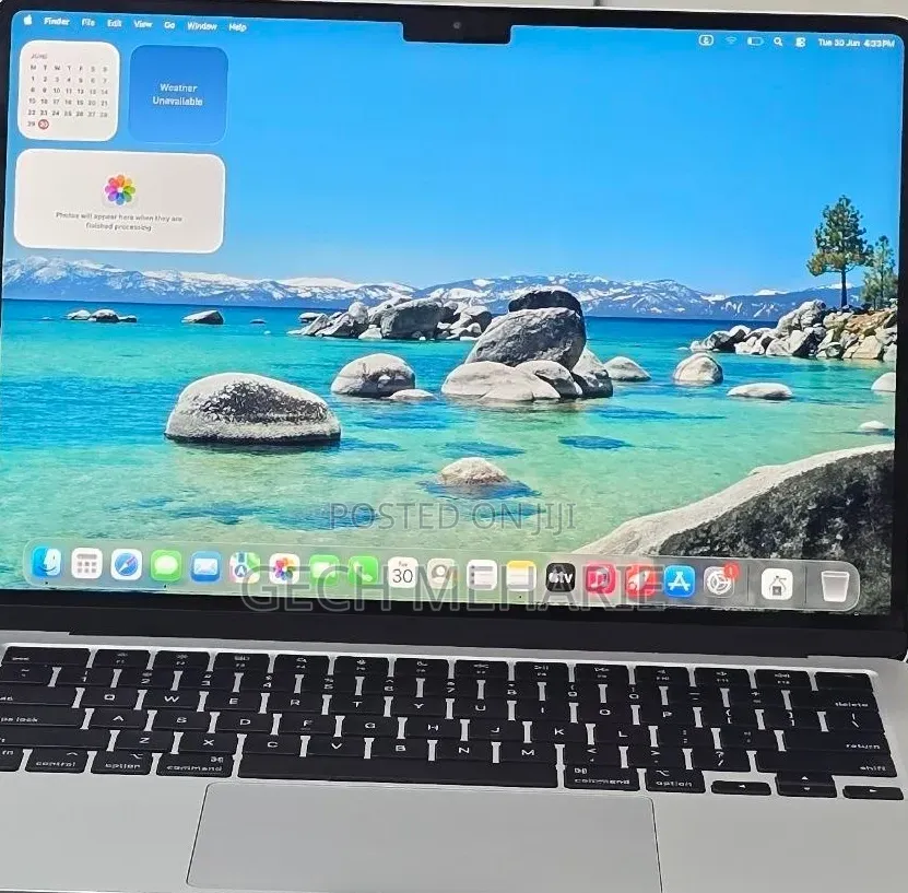 New Laptop Apple MacBook Air 2024 M3 16GB Apple M3 SSD 256GB
