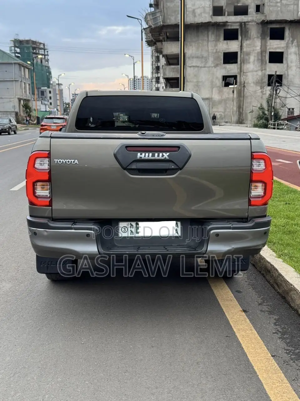 Toyota Hilux Revo Double Cab Deisel 2.4 AWD 2021 Gray