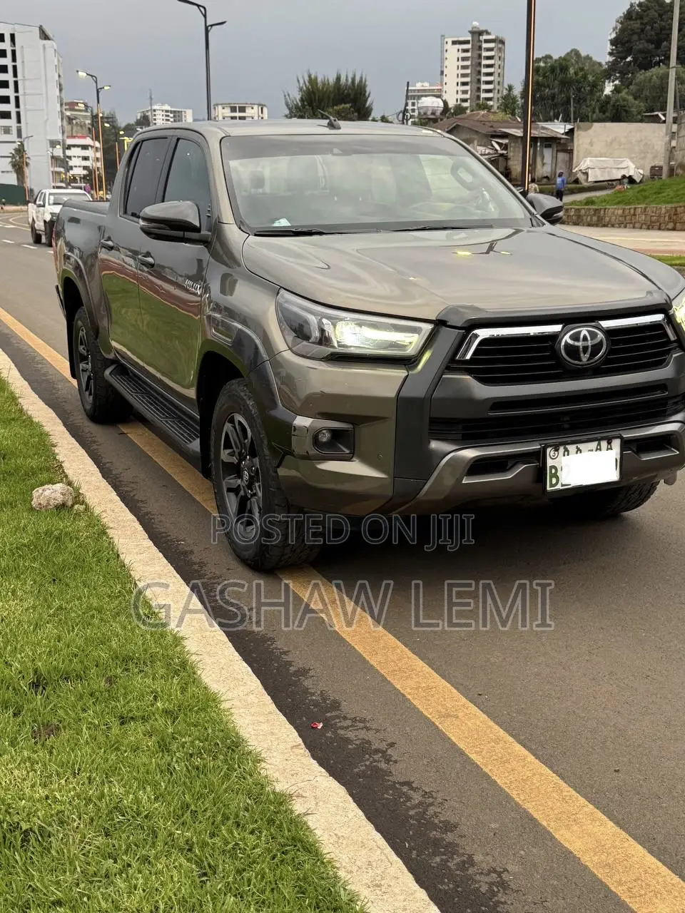 Toyota Hilux Revo Double Cab Deisel 2.4 AWD 2021 Gray