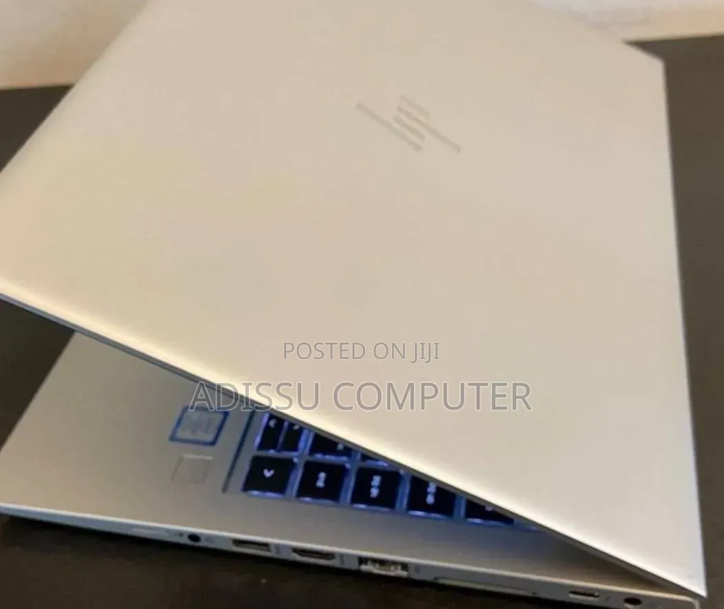 New Laptop HP EliteBook 840 G5 8GB Intel Core i5 SSD 256GB
