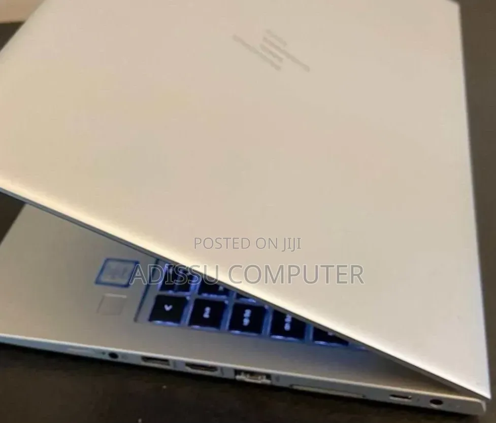 New Laptop HP EliteBook 840 G5 8GB Intel Core i5 SSD 256GB