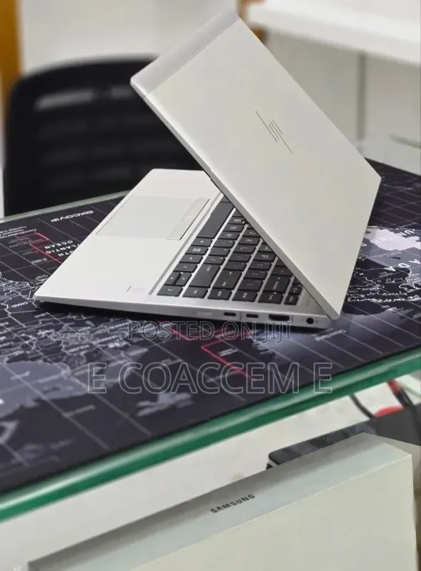 New Laptop HP 16GB AMD Ryzen 7 SSD 512GB