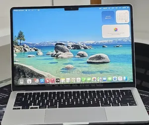 New Laptop Apple MacBook Air 2024 M3 16GB Apple M3 SSD 256GB