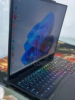 New Laptop Lenovo Legion Pro 7 32GB Intel Core i9 SSD 1T