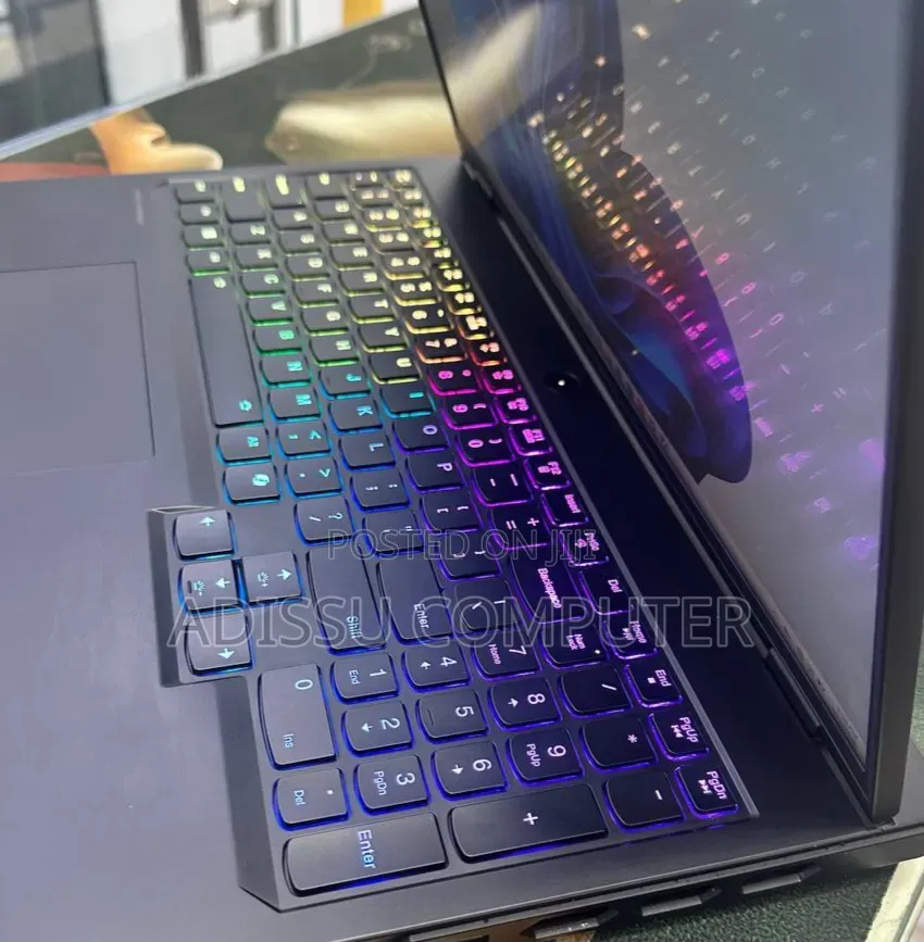 New Laptop Lenovo Legion Pro 7 32GB Intel Core i9 SSD 1T