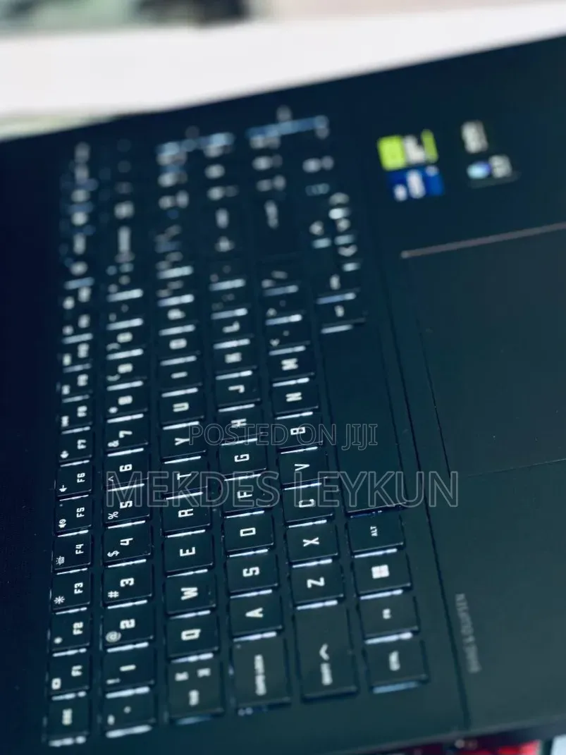 New Laptop HP Omen 16 16GB Intel Core i9 SSD 1T