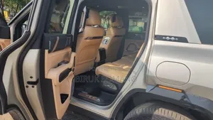 New BYD Leopard 8 2.0 Hybrid AWD 2025