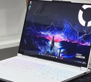 New Laptop Lenovo Legion 7 32GB Intel Core Ultra 7 SSD 1T