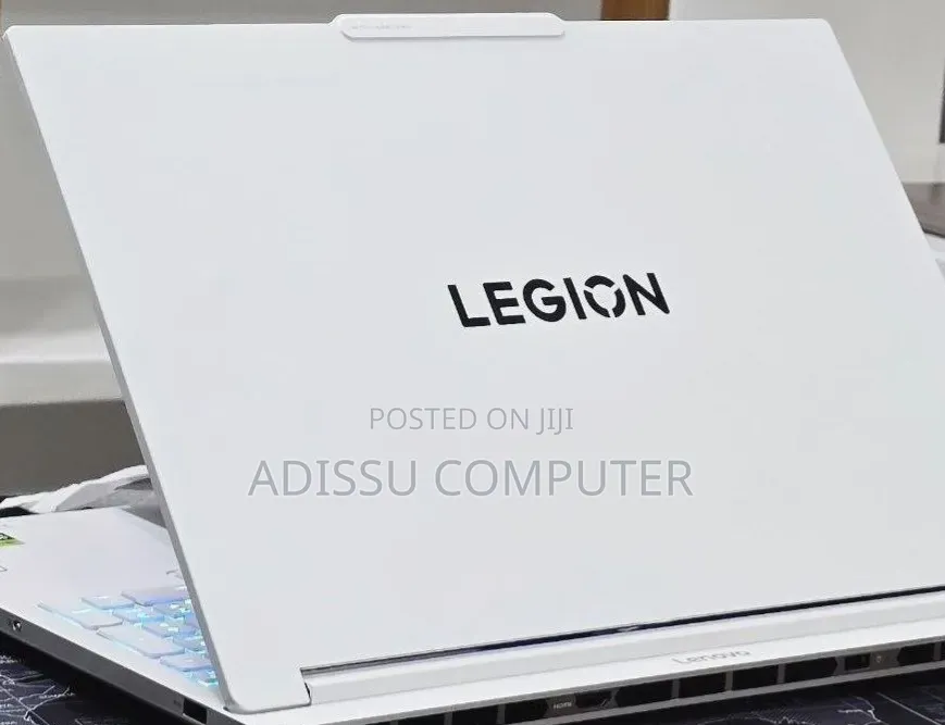New Laptop Lenovo Legion 7 32GB Intel Core Ultra 7 SSD 1T