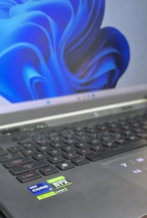New Laptop Asus ROG Strix G16 G614 16GB Intel Core i9 SSD 1T
